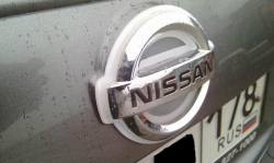 подсветка логотипа nissan note подсветка логотипа