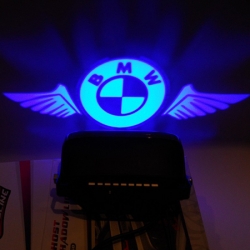проектор заднего бампера bmw проекция логотипа на бампер