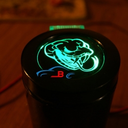 пепельница с подсветкой кобра пепельницы с подсветкой логотипа