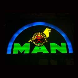 светящийся логотип на спалку man логотипы ман
