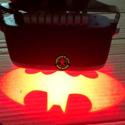 Проекция логотипа на бампер Batman Бэтмэн,Проектор заднего бампера Batman,купить,заказать,доставка,логотип,мужу,брату,любимому,подарок,купить,заказать,доставка,установка,тюнинг,проектор,логотип,подсветка,led,tuning,светодиодный,оплата,самовывоз,эмблема,lo