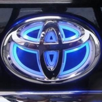 подсветка логотипа toyota camry подсветка логотипа