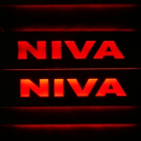 Накладки на пороги с подсветкой Niva 2121, длинные