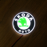 светящийся логотип skoda octavia объёмные логотипы