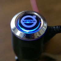 зарядка для телефона с логотипом volvo зарядка для телефона с логотипом автомобиля