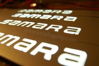 накладки на пороги с подсветкой vaz 2114 "samara" зеркальные накладки на пороги c подсветкой