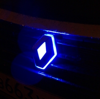 подсветка логотипа renault sandero, перед подсветка логотипа