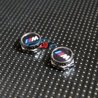 Болты крепления госномера с логотипом BMW М