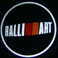 Беспроводная подсветка дверей с логотипом RalliArt