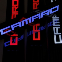 Накладки на пороги с подсветкой Chevrolet Camaro