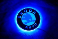 светящийся логотип skoda octavia объёмные логотипы