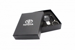 usb флешка с логотипом toyota usb флешки с логотипом автомобиля