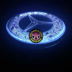 светящийся логотип mercedes для грузовика тягача Atego,Светящийся логотип Mercedes зеркальное серебро с хром отделкой с 2D гравировкой надписи Mercedes.Эффектный зеркальный дизайн эмблемы Mercedes,эргономичная конструкция и высокое качество исполнения при