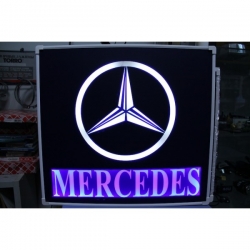 табличка светящаяся в спальник mercedes логотип мерседес