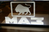 табличка maz логотип маз