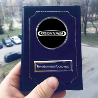 Обложка на документы с логотипом Freightliner