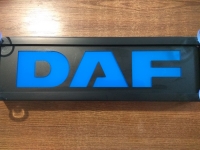 Табличка DAF