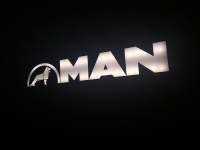 табличка man логотипы ман