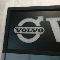 светящаяся табличка в спальник volvo логотип вольво