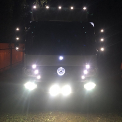 Подсветка логотипа грузовика Mercedes Atego